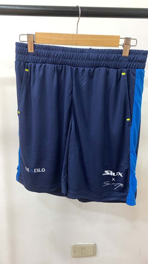 1eb69eb8483ec8c224c2fd00a541a7f4_SHORT_SIUX_DIABLO_SANYO_3782.jpg SHORT SIUX DIABLO SANYO - Imagen 1