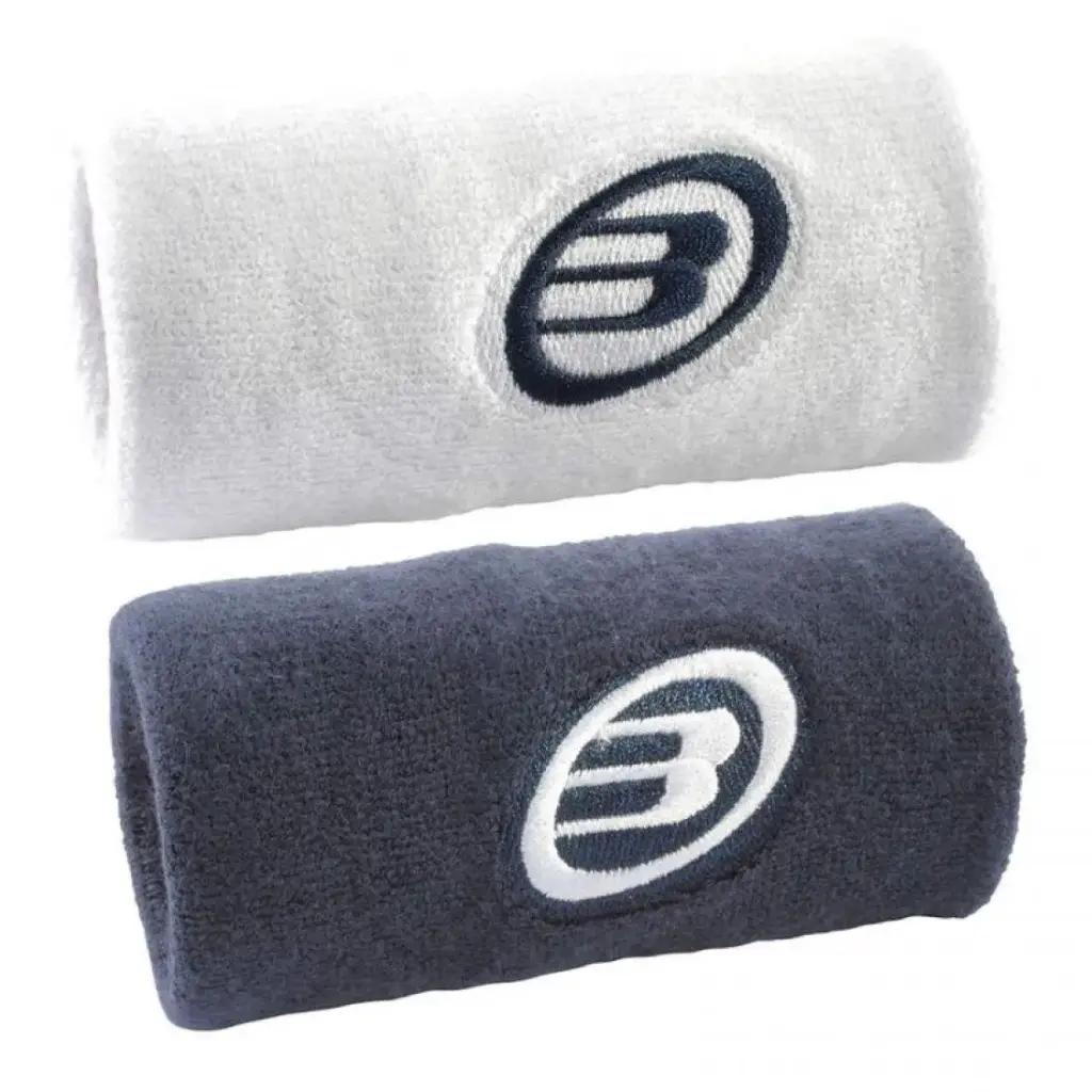 83a25645d93b1470e8d348c513f0c65c_Munequeras_Bullpadel_BPMU252_Blanco_Azul_Marino_4438-1.webp Munequeras Bullpadel BPMU252 Blanco Azul Marino - Imagen 1